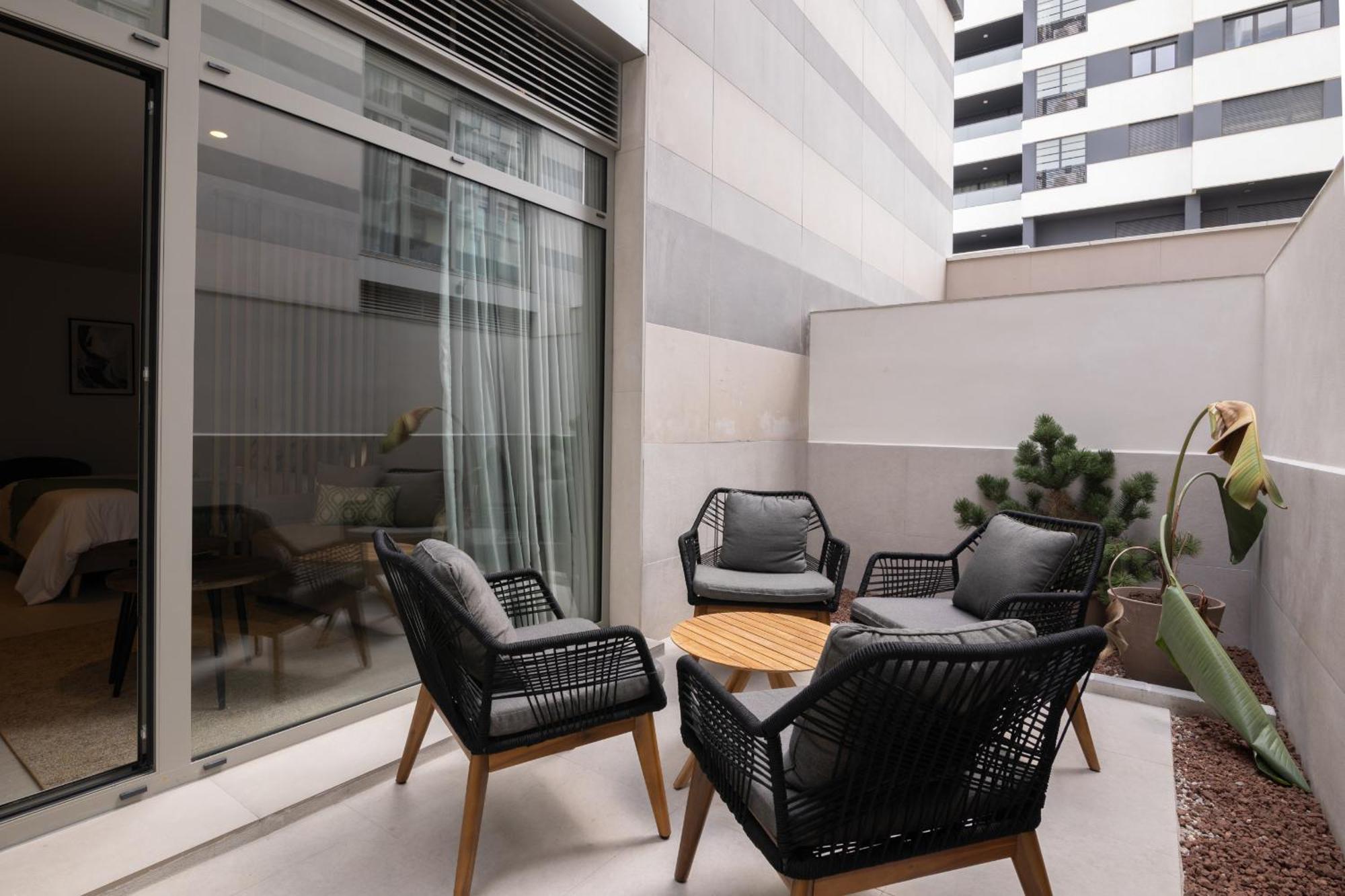 Dorm4You Arena Terraza 04 Valencia Exterior foto