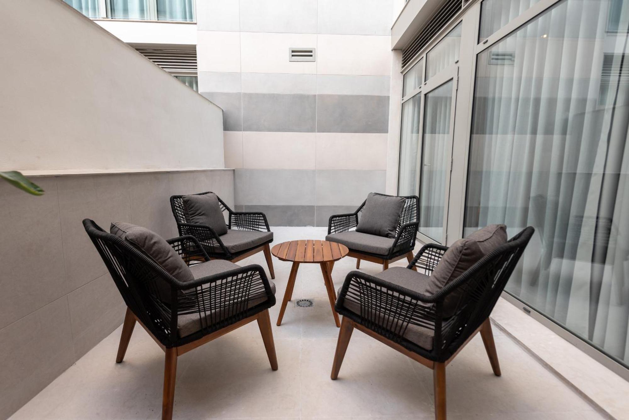 Dorm4You Arena Terraza 04 Valencia Exterior foto